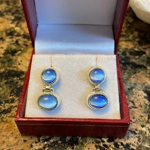 Sterling Silver Blue Cat’s Eye Earrings. Retail 88.00 NWT